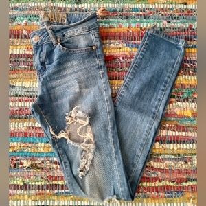 V.I.P. Medium Wash Distressed Skinny Jeans Size 0